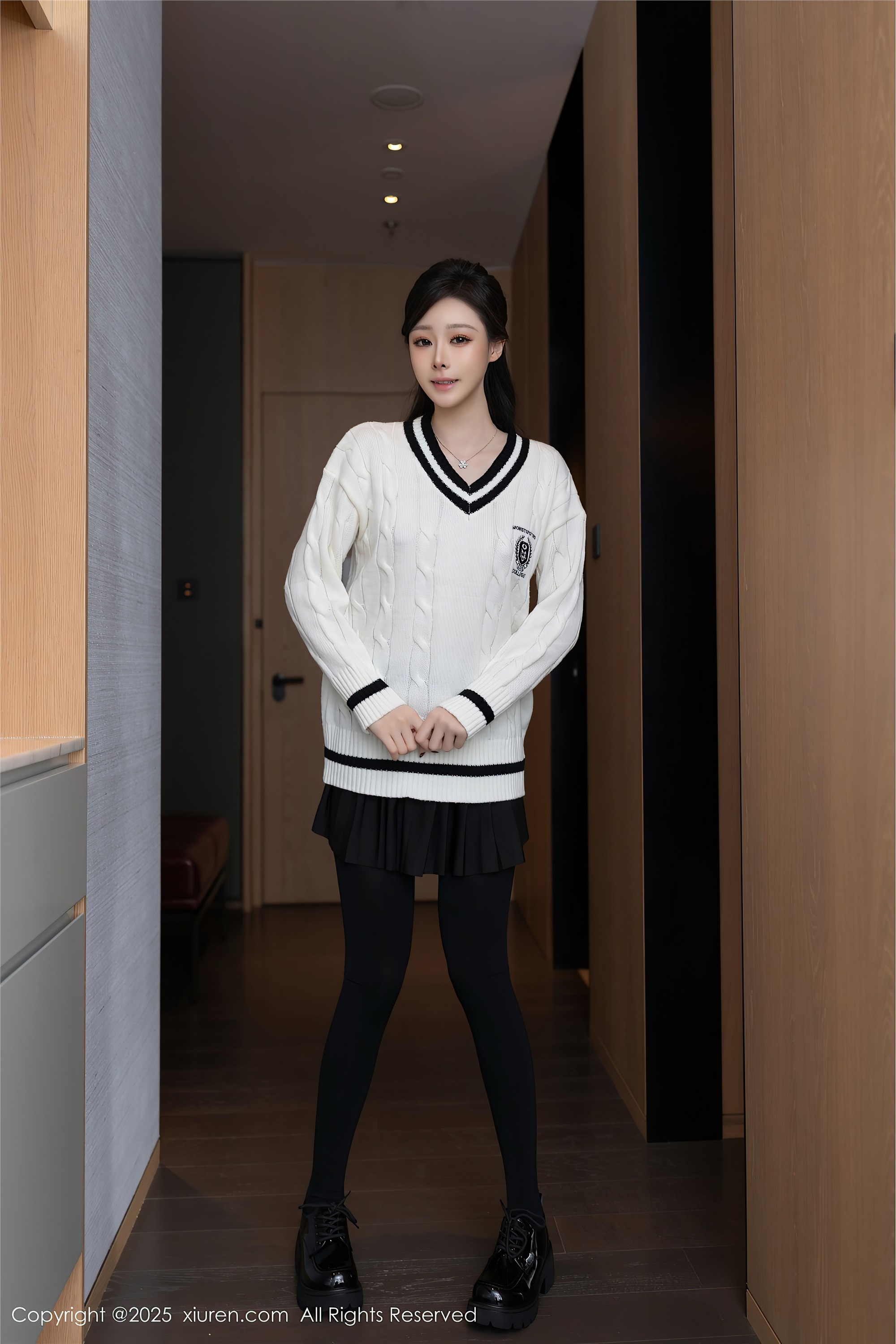 Xiuren秀人网 2025.03.07 NO.9986 小逗逗